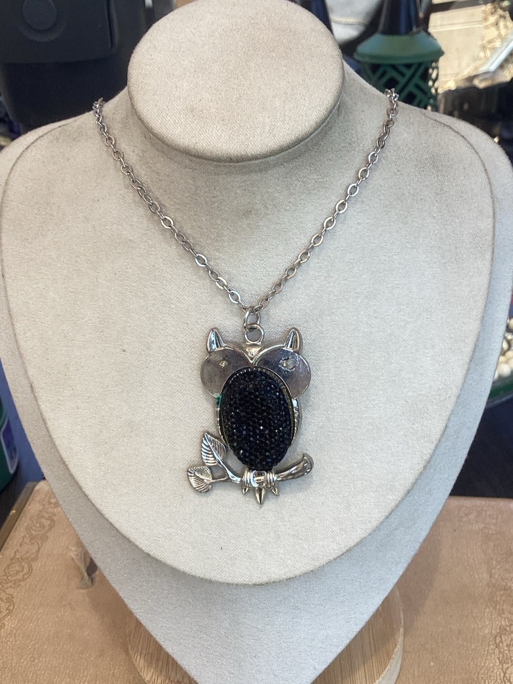 & Other Stories Silver Owl Pendant Necklace with Black Center